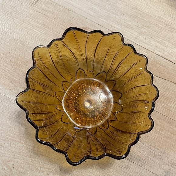 VINTAGE | Indiana Glass Amber Sunflower Bowl, Marigold Carnival Glass 7” 1930’s - Picture 2 of 11